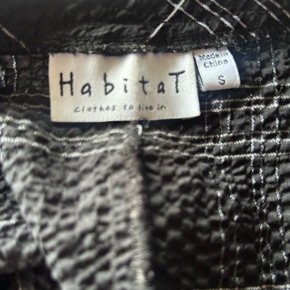 HABITAT clothes to live in size small black top with white striping, relaxed fit - Picture 2 of 9